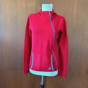 Twik red sweater with hood